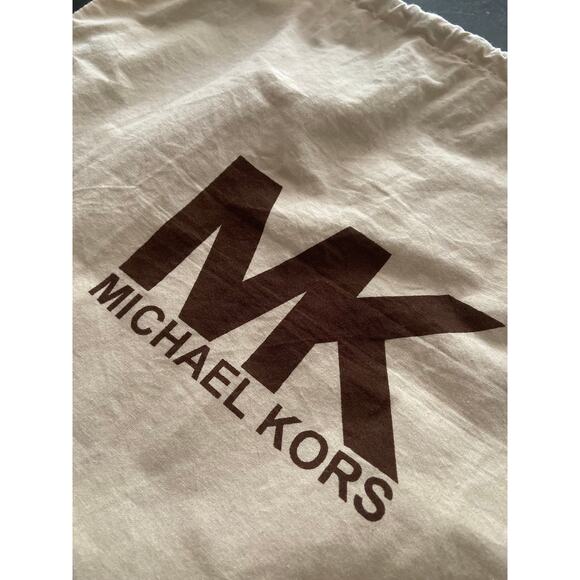 MICHAEL KORS Large Cream/Brown Dust Bag 19"x17" - Picture 2 of 6